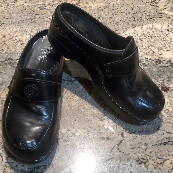 💞Dansko* Clogs - Picture 1 of 9